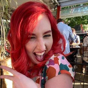 Meet your Posher, Lizzie